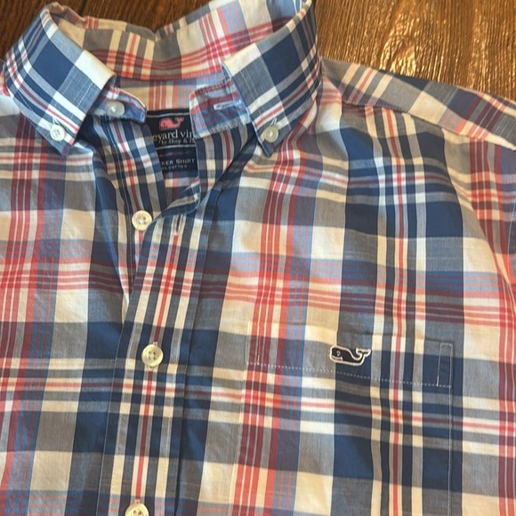 Vineyard Vines Tucker Classic Fit Casual - Picture 2 of 3